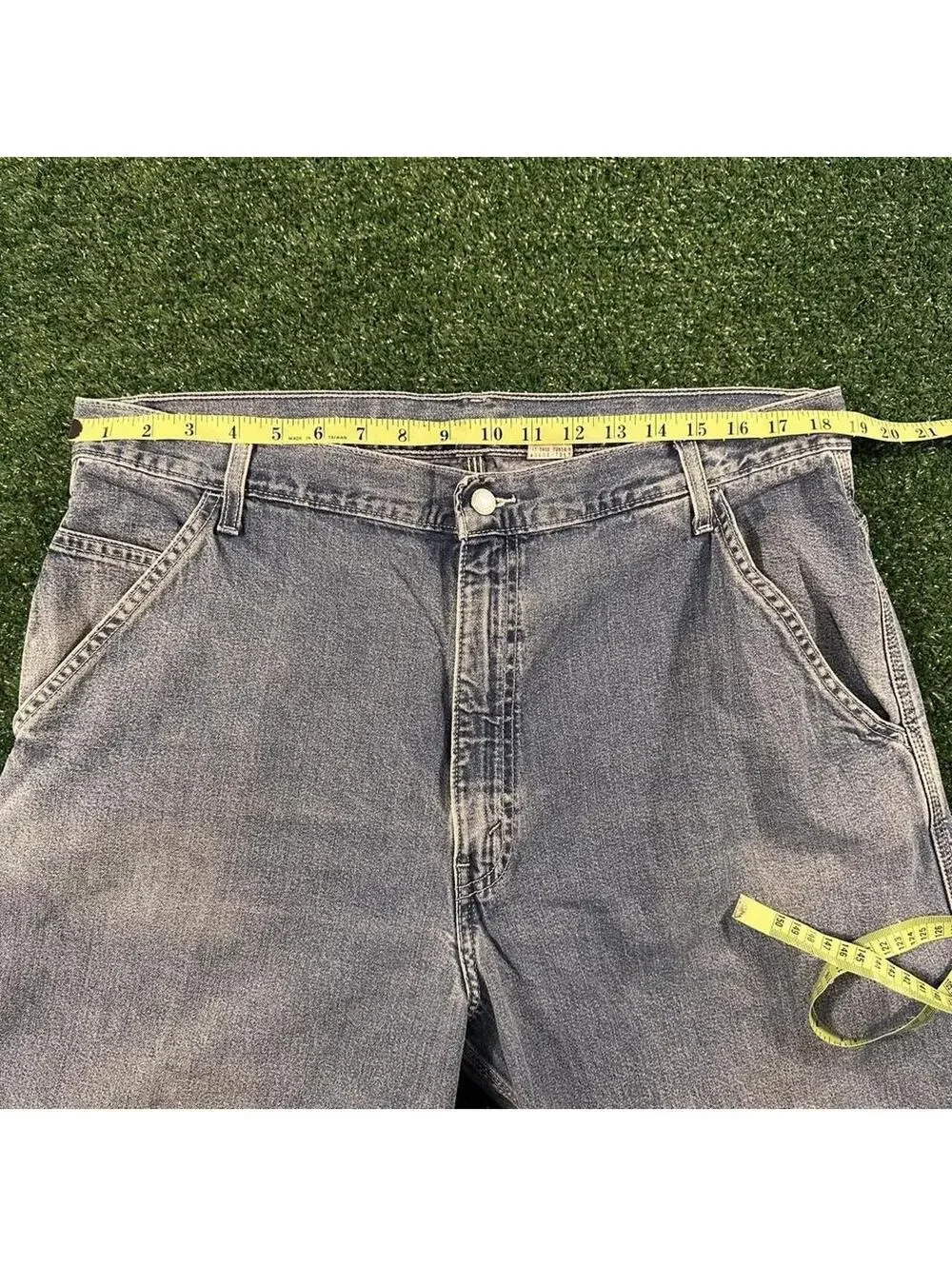 Vintage retro y2k  Levi's blue denim carpenter jeans baggy oversized  38x32